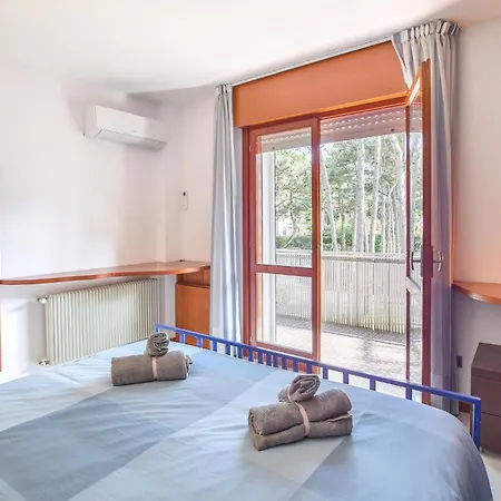 Amazing In Apartament Lignano Sabbiadoro
